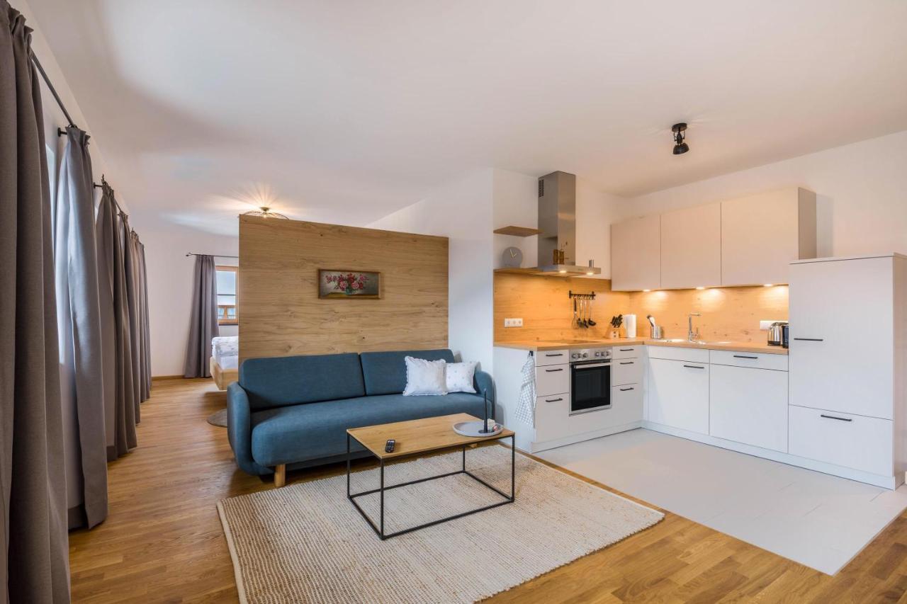 Ferienwohnung Rosa Gilching Bagian luar foto